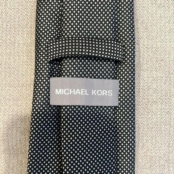 NWOT Michael Kors black & grey tie - Picture 4 of 5